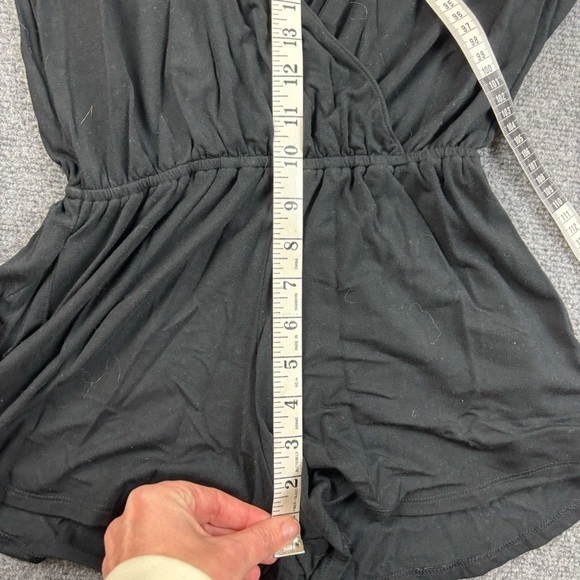 NAKED PRINCESS Women’s Black 3/4 Sleeve V-Neck Romper Shorts size: Small - Picture 11 of 12